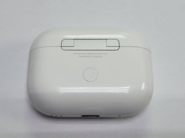 01-200770845: Apple airpods pro 2nd generation with magsafe charging case usb-c