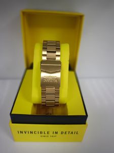 01-200777117: Invicta 48935