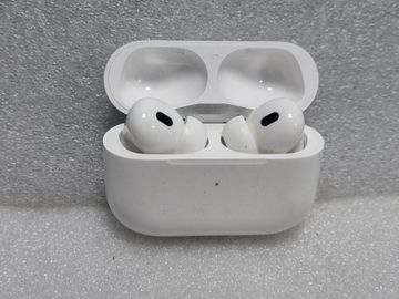 01-200783157: Apple airpods pro 2nd generation with magsafe charging case usb-c