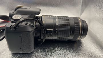 01-200790905: Canon eos 2000d+ef 70-300mm f/4.0-5.6 is usm