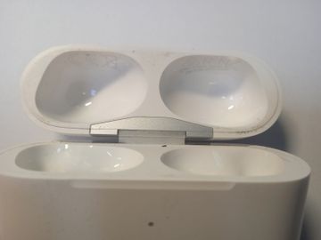 Б/в Навушники Apple airpods pro 2nd generation 01-200808915