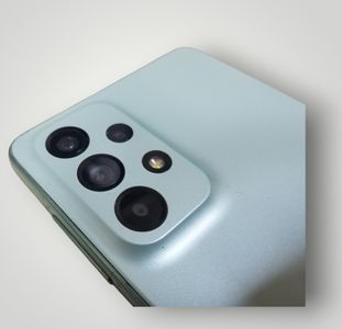 Б/в Мобільний телефон Samsung galaxy a73 5g 6/128gb 01-200777980