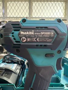 Б/у Шуруповерт Makita df333d 2акб 1.5ah зп 01-200828615