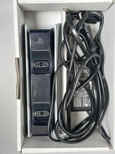 Б/у Док станція для геймпадів Sony dualsense charging station cfi-zds1 01-200829866