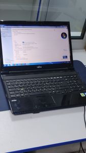 Fujitsu 15/core i3 2370m ddr3/4gb ddr3/hdd *відсутній/ssd 120 gb/*інтегрована