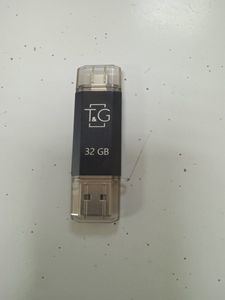 Б/в Флешка T&G 32gb usb 2.0 type-c 2in1 01-200840561