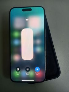 Б/в Мобільний телефон Apple iphone 15 pro max 256gb 01-200838595