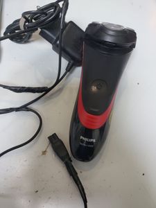 Б/в Електробритва Philips series 1000 s1310 01-200840155