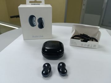 Б/в Навушники Samsung galaxy buds live 01-200824512