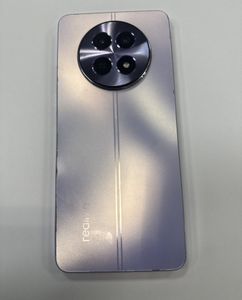 Б/в Мобільний телефон Realme 12 5g 8/256gb 01-200883585
