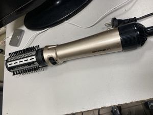 Б/у Фен-щетка Grunhelm gha-830 01-200883871