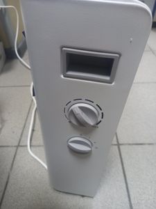 Б/в Обігрівач Hyundai hhc-2000me 01-200893974