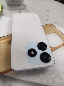 Б/в Мобільний телефон Tecno spark 10 pro 8/256gb 01-200814247