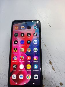 Б/в Мобільний телефон Motorola g24 8/128gb 01-200905575