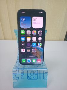 Б/у Мобільний телефон Apple iphone 15 pro 256gb 01-200907215