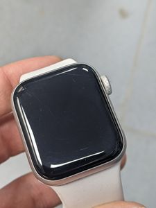 Б/в Смарт-годинник Apple watch se 2 gps 40mm aluminium case 01-200849120