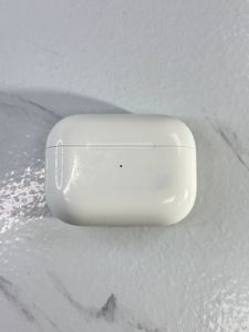 Б/в Навушники Apple airpods pro 2nd generation with magsafe charging case usb-c 01-200913851