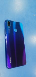 Б/в Мобільний телефон Huawei nova 3i 4/128gb 01-200923733