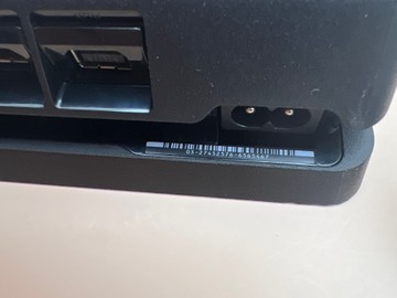 Б/в Ігрова приставка Sony playstation 4 slim 1tb 01-200925634