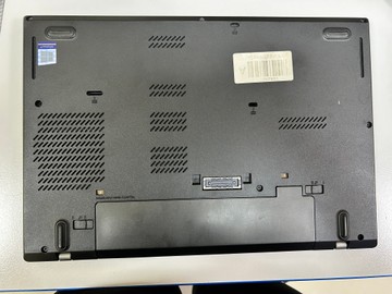 Б/в Ноутбук Lenovo core i3 6100u ddr3/8gb ddr3/hdd *відсутній/ssd 128 gb/*інтегрована 01-201003026