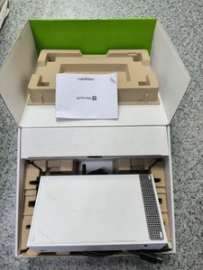 Б/в Ігрова приставка Microsoft xbox series s 512gb 01-201003459
