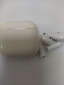 Б/у Навушники Apple airpods 4 01-201015651