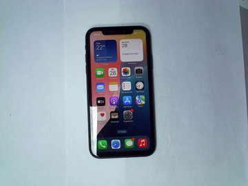 Б/в Мобільний телефон Apple iphone 11 64gb 01-201050465