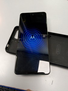 Б/в Мобільний телефон Motorola g24 4/128gb 01-201051391