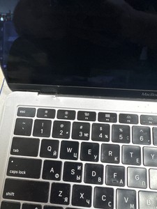 Б/в Ноутбук Apple macbook air a1932/13.3"/ core i5 1.6ghz/ram 8gb/ssd 128b/intel uhd grafics 617 01-201043421