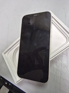Б/в Мобільний телефон Apple iphone 12 64gb 01-201057049