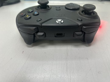 Б/в Геймпад Razer wolverine v2 chroma 01-201086427