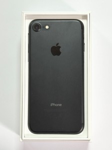 Б/в Мобільний телефон Apple iphone 7 128gb 01-201097369