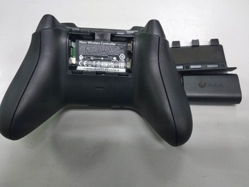 Б/в Геймпад Microsoft xbox series x s wireless controller 01-201105014