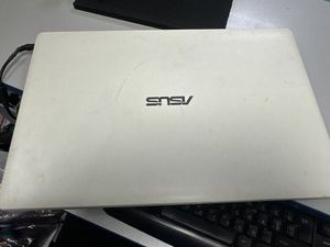 Б/в Ноутбук Asus 15/celeron 1007u ddr3/4gb ddr3/hdd 500 gb/geforce 710m 1gb 01-201126625