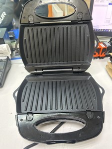 Б/в Вафельниця Tefal sw614831 01-201138306