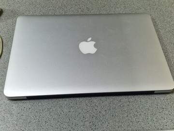 Б/в Ноутбук Apple macbook pro a1502, 13,3 core i5 2.4ghz, ram 4gb. ssd 128gb, intel iris 1536mb 01-201179579