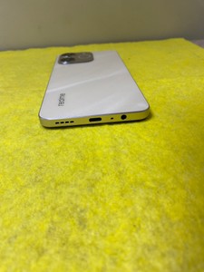 Б/в Мобільний телефон Realme note 70 4/128gb 01-201181132