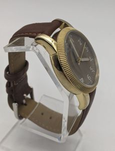 01-200327435: Burberry bu7833