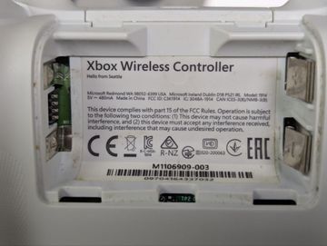 01-200586929: Microsoft xbox series s 512gb