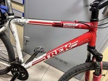 01-200754961: Trek series