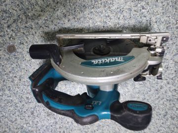 01-200762217: Makita dtm51+dss610+djr186+ зарядний пристрій dc18rd+ 3акб 4a