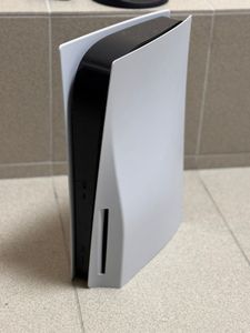 01-200795115: Sony playstation 5 825gb