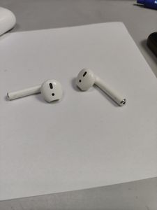 Б/у Наушники Apple airpods 2nd generation with charging case 01-200803418