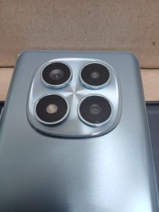 Б/в Мобільний телефон Xiaomi redmi note 14 pro 8/256gb 01-200805985