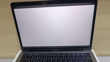 Б/в Ноутбук Apple macbook pro a2338 13.3 m2 10-gpu/ ram8gb / ssd256gb/ retina/ touchbar 01-200825596