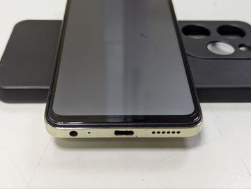 Б/у Мобильный телефон Tecno spark 20 kj5n 8/256gb 01-200831436