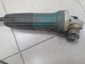 Б/у Угловая шлифмашина Makita ga5030 01-200846487