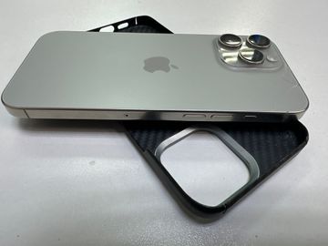 Б/в Мобільний телефон Apple iphone 16 pro max 1tb 01-200861200