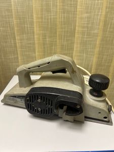 Б/в Рубанок Интерскол p-110-01 01-200860514