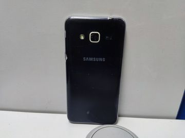 Б/в Мобільний телефон Samsung galaxy j3 2016 j320h 01-200886449